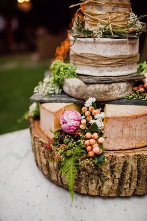Wedding cake is overrated. Alternatives to wow your guests